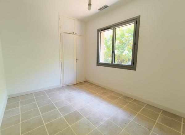 Maison Cazals 74m² + annexe à rénover 40m², terrain 1ha 68a 76ca
