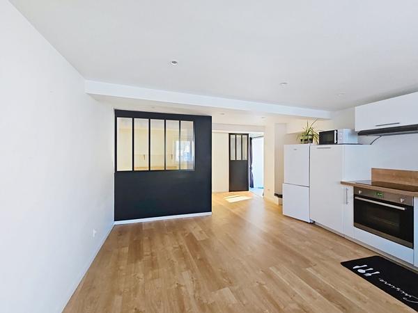 EXCLUSIVITE Maison comprenant deux appartements  centre saint maurice de Lignon avec Garage