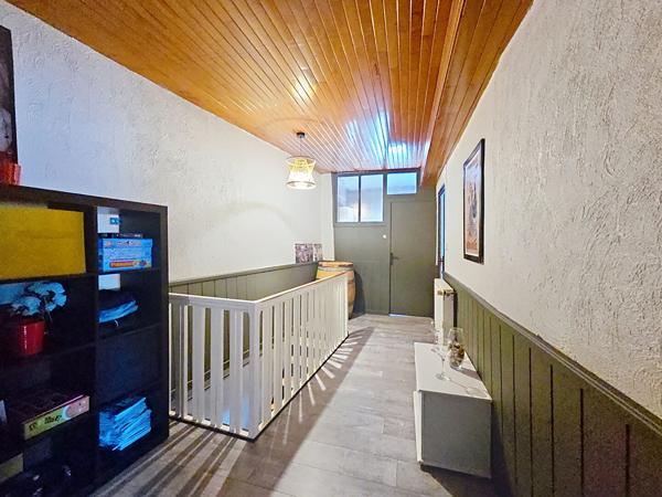 EXCLUSIVITE Maison comprenant deux appartements  centre saint maurice de Lignon avec Garage