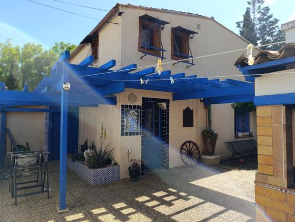 Villa avec dépendance