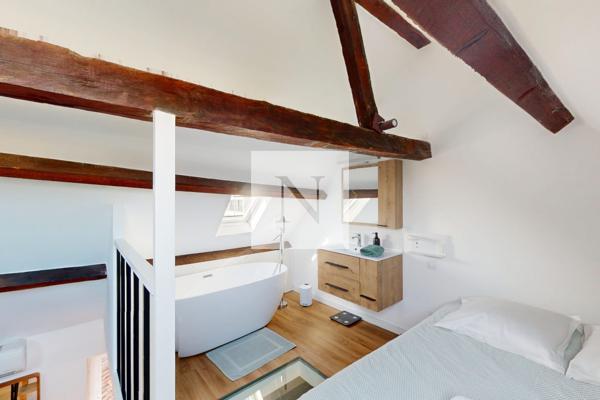 Duplex 43 m² dernier étage – centre-ville La Rochelle