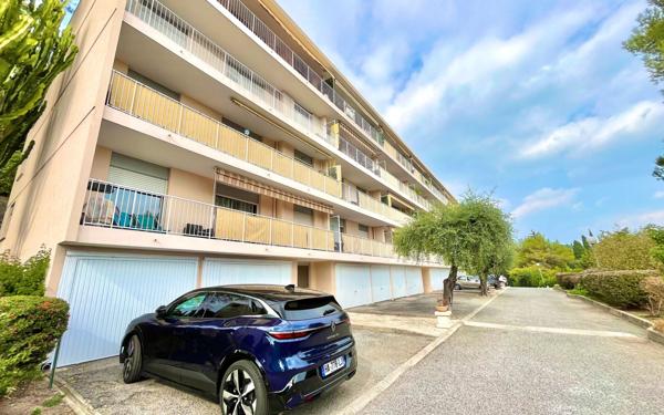 Appartement à vendre    4 pièces • 73,87 m2 Grasse