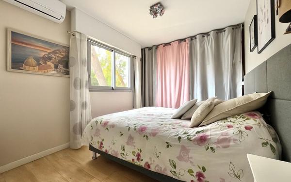 Appartement à vendre    4 pièces • 73,87 m2 Grasse