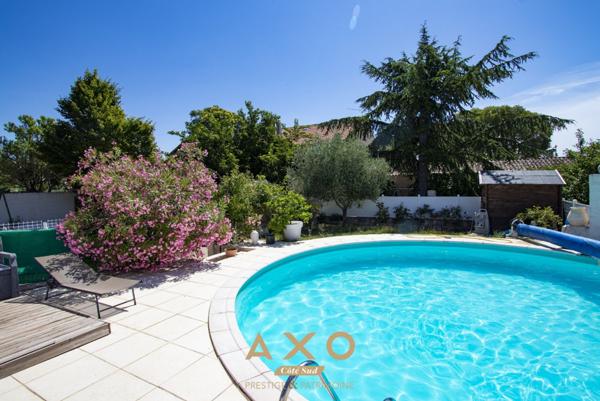 PUIMOISSON - MAISON DE VILLE - RÉNOVÉE - T8 - DEUX APPARTEMENTS - 168 m² - PISCINE - TERRAIN 1 260 m² -CONSTRUCTIBLE - TERRASSES - GARAGE - 355 000 