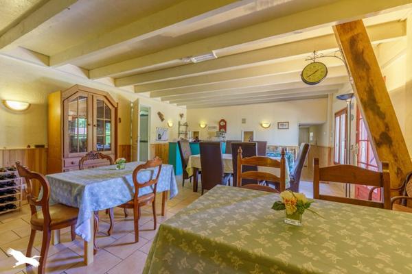 Maison à vendre |  Marcillat-en-Combraille |  8 pièces | 223 m²