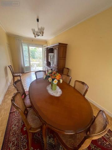 Maison à vendre à Courdemanche dans la Sarthe (72150), ref : 13816/1163   
Maison de santé