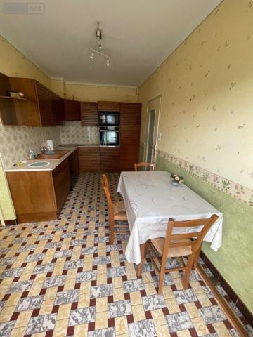 Maison à vendre à Courdemanche dans la Sarthe (72150), ref : 13816/1163   
Maison de santé