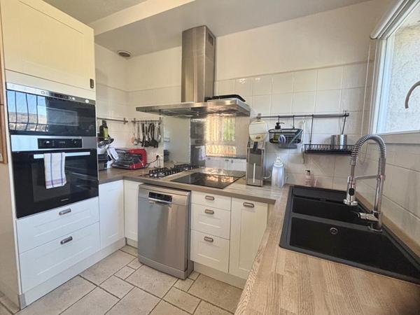 Villa rénovée Nice St Pancrace 7 pièces 216 m2 avec piscine