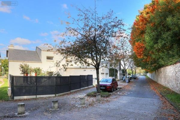 Maison à vendre à Rennes en Ille-et-Vilaine (35000), ref : 11772/144   
Cleunay