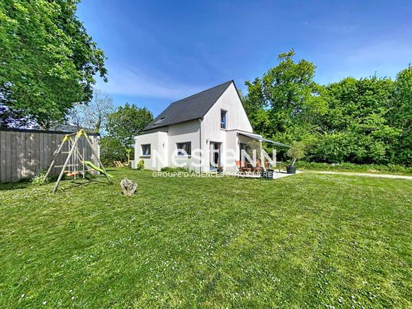 Maison contemporaine 5 pièces à vendre à Moëlan-sur-Mer, proche mer et sentiers côtiers