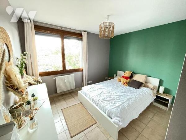 A vendre - Manosque (04) - Alpes de Haute Provence : Spacieux et lumineux appartement de type 4...