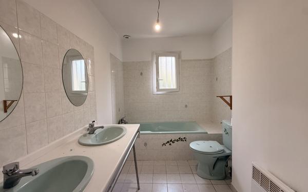 Maison à vendre    6 pièces •  Haute-Goulaine