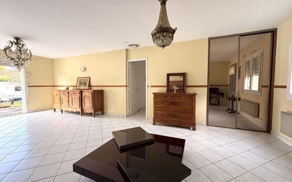 Maison à vendre    6 pièces •  Haute-Goulaine