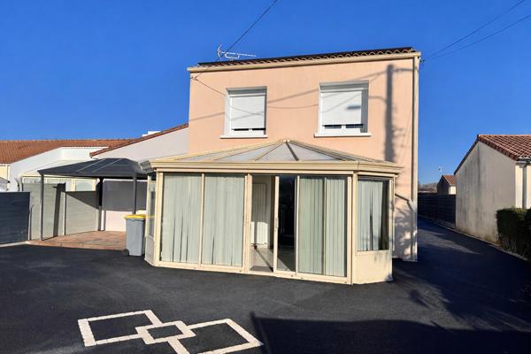 Maison Tonnay-Charente 4 pièce(s) 123m²