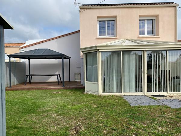 Maison Tonnay-Charente 4 pièce(s) 123m²