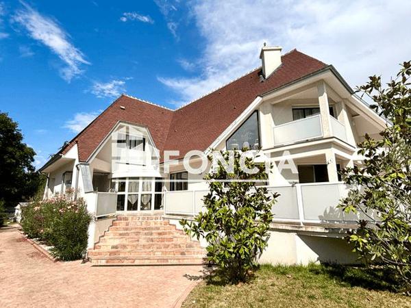 À vendre Maison 14 pièces 450 m² - Vaujours 93410