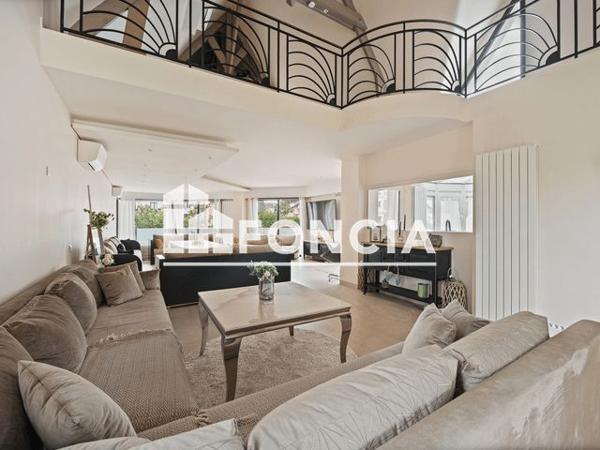 À vendre Maison 14 pièces 450 m² - Vaujours 93410