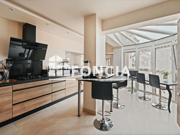 À vendre Maison 14 pièces 450 m² - Vaujours 93410