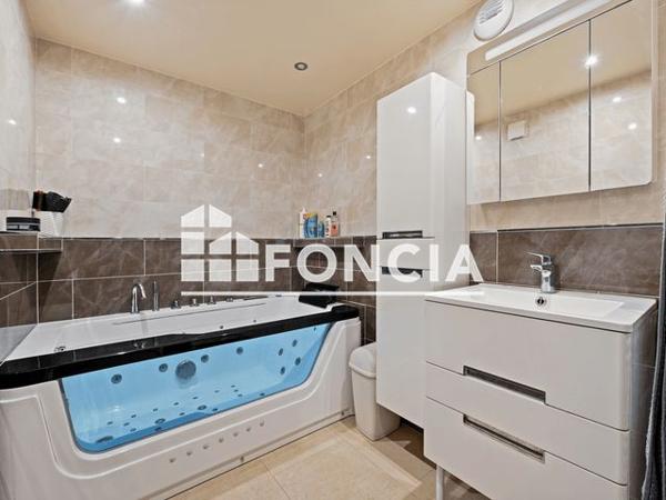 À vendre Maison 14 pièces 450 m² - Vaujours 93410