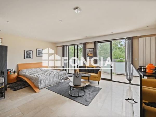 À vendre Maison 14 pièces 450 m² - Vaujours 93410