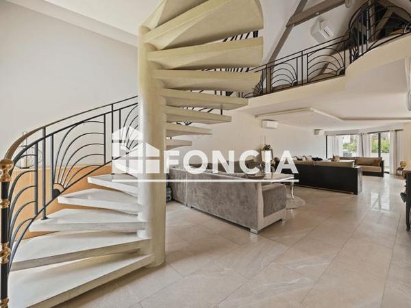 À vendre Maison 14 pièces 450 m² - Vaujours 93410