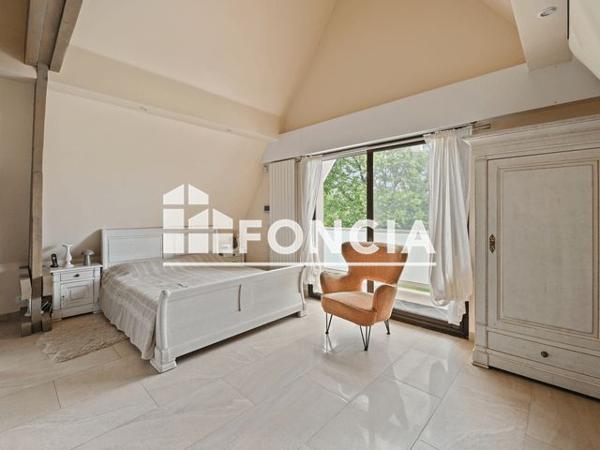 À vendre Maison 14 pièces 450 m² - Vaujours 93410