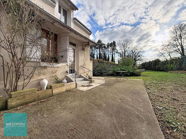 Maison familiale avec gîte sur 13 000 m² à Bléré