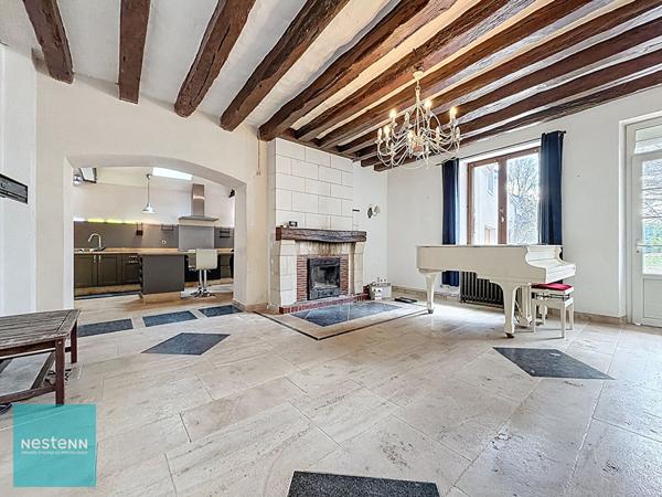 Maison familiale avec gîte sur 13 000 m² à Bléré