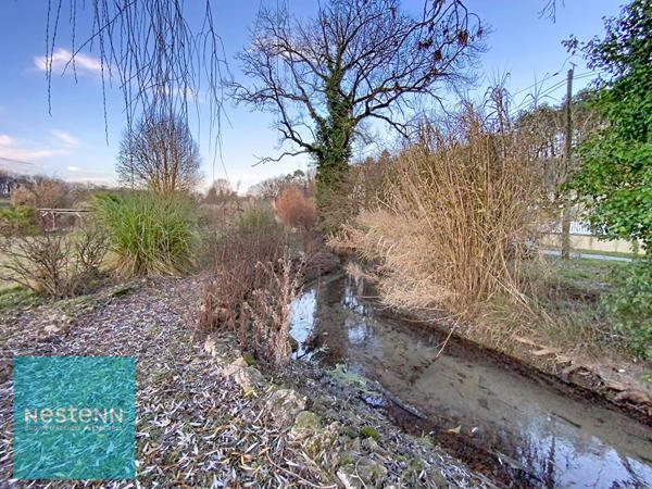 Maison familiale avec gîte sur 13 000 m² à Bléré
