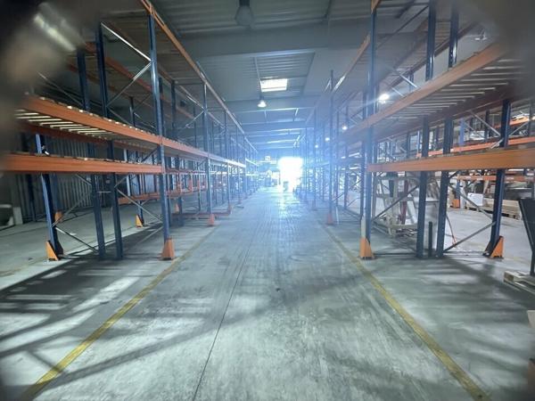 Local d'activites 666 m² à louer SAINT-NAZAIRE (réf : 44.019061)