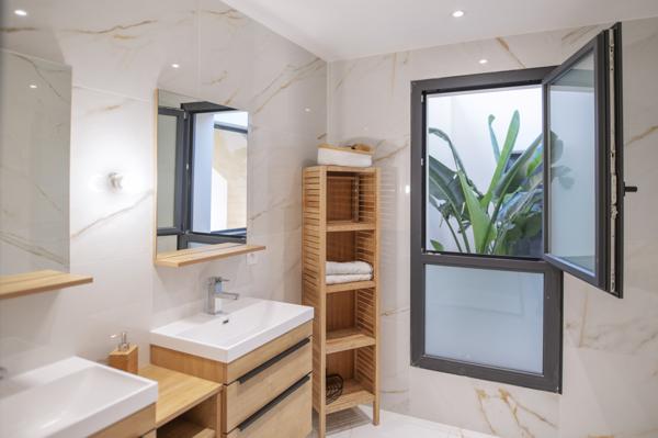 Villevieille (30250) Superbe contemporaine - 30250 - Villevieille