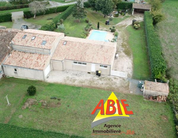 Maison  7 pièce(s)  4 chambre(s)  158 m²