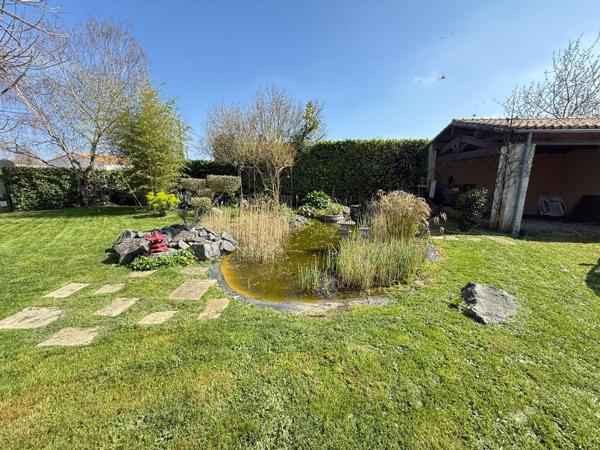 Maison  7 pièce(s)  4 chambre(s)  158 m²