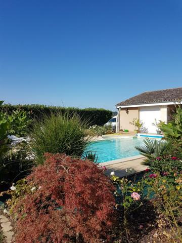 Maison  7 pièce(s)  4 chambre(s)  158 m²