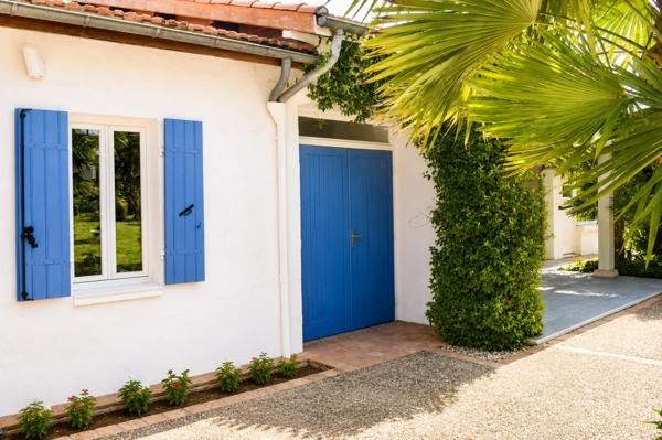 VILLENEUVE SUR LOT (47) - Une adresse confidentielle à découvrir