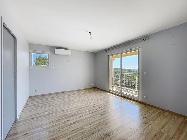 Villa d'exception avec vue panoramique sur les Pyrénées à 10 minutes d'Auch