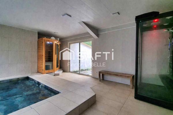 Splendide mas moderne de 320 m²