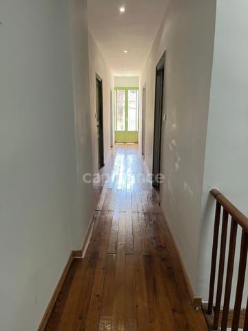 "Chat"-oyante maison d'hôtes, 10 pièces, 8 chambres, avec jardin clos, à quinze minutes de MARCIAC, MIRANDE ET VIC-FEZENSAC (32)