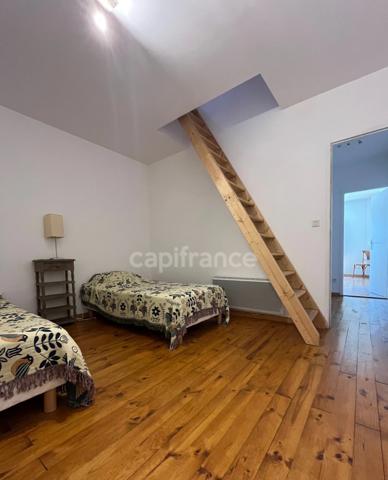 "Chat"-oyante maison d'hôtes, 10 pièces, 8 chambres, avec jardin clos, à quinze minutes de MARCIAC, MIRANDE ET VIC-FEZENSAC (32)