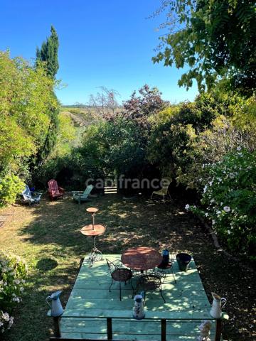 "Chat"-oyante maison d'hôtes, 10 pièces, 8 chambres, avec jardin clos, à quinze minutes de MARCIAC, MIRANDE ET VIC-FEZENSAC (32)