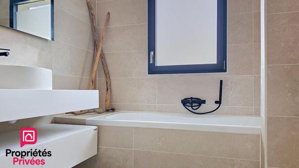Maison contemporaine Les Mathes 6 pièces 155 m2