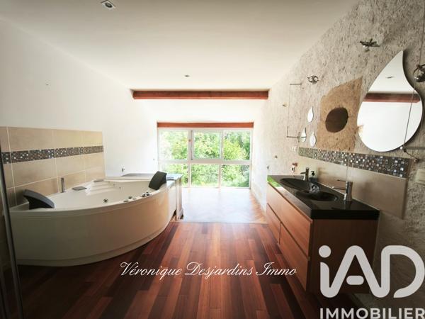 Maison à vendre 6 pièces 180 m² La Chapelle-des-Pots