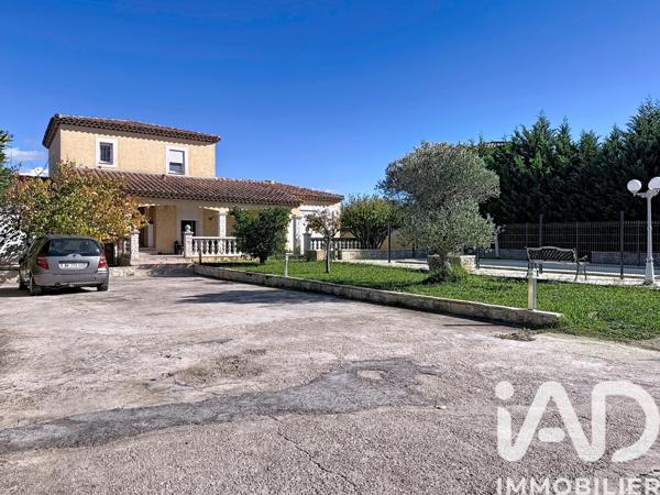 Maison à vendre 5 pièces 197 m² Saint-Victoret