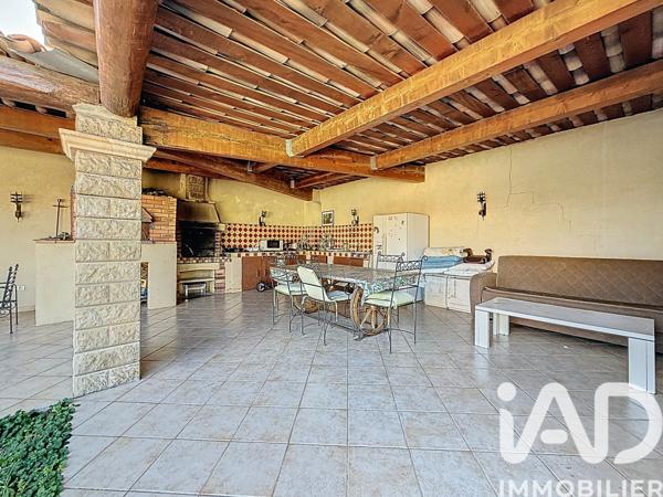Maison à vendre 5 pièces 197 m² Saint-Victoret