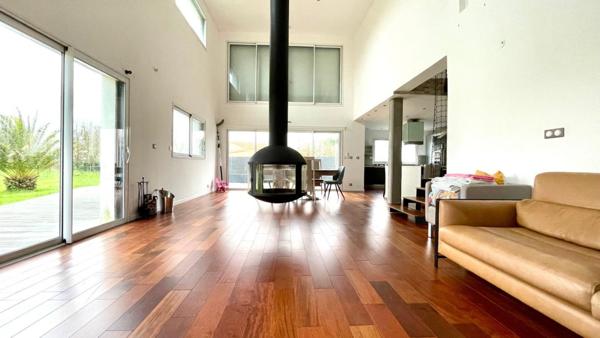 MAISON A VENDRE - 44150 ANCENIS-SAINT- GEREON - 6 pièces 173 m²