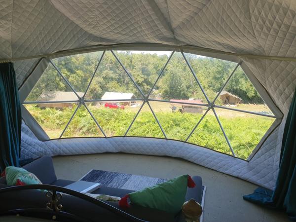 Belle camping avec maison d'habitation et 7.8ha de terrain