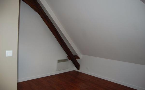 Appartement à louer    3 pièces •  Ménétréol-sous-Sancerre