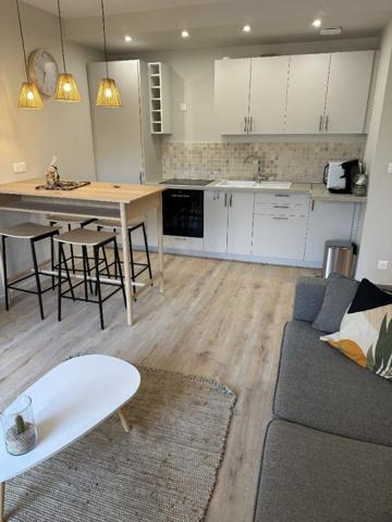 PROPRIANO Proche port et plages, Magnifique appartement Propriano 2 pièces avec extérieur