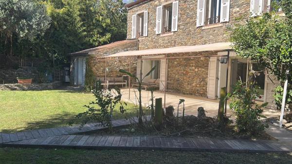 UNE EXCEPTION EN PLEIN C?UR DE VILLE - Maison de caractère de 190m² avec piscine et jardin de 600m²cciana 6 pièce(s) 190 m2