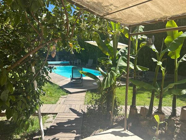 UNE EXCEPTION EN PLEIN C?UR DE VILLE - Maison de caractère de 190m² avec piscine et jardin de 600m²cciana 6 pièce(s) 190 m2